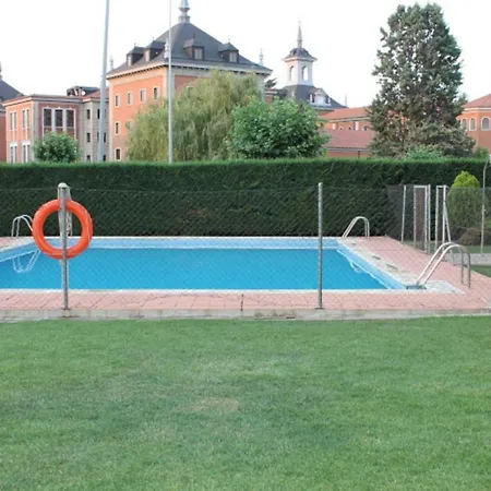Alameda Del Tormes Apartment Santa Marta de Tormes Exterior photo